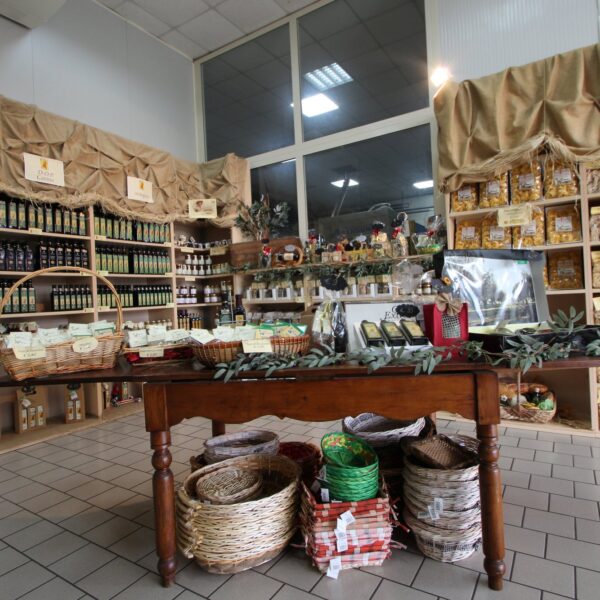 OLIVICOLA DI CANINO SOC.AGR. COOP A RL